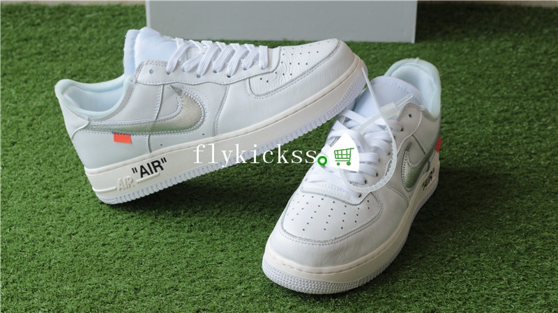 Nike Air Force 1'07 Off White